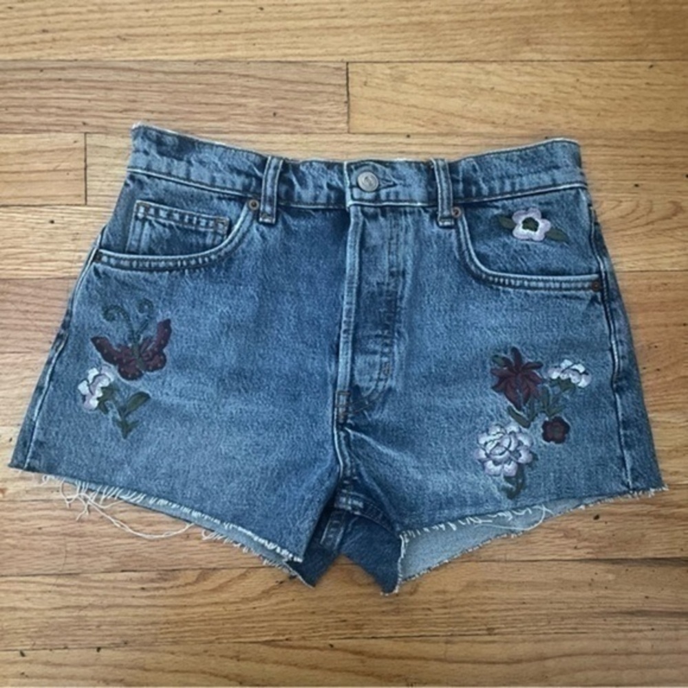 Reformation Embroidered Shorts Size 26
